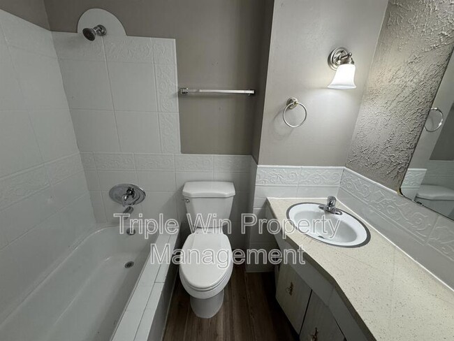 Building Photo - 11282 Ashcroft Ln
