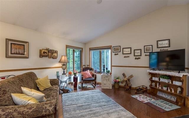 Building Photo - 906 Point Pleasant Rd