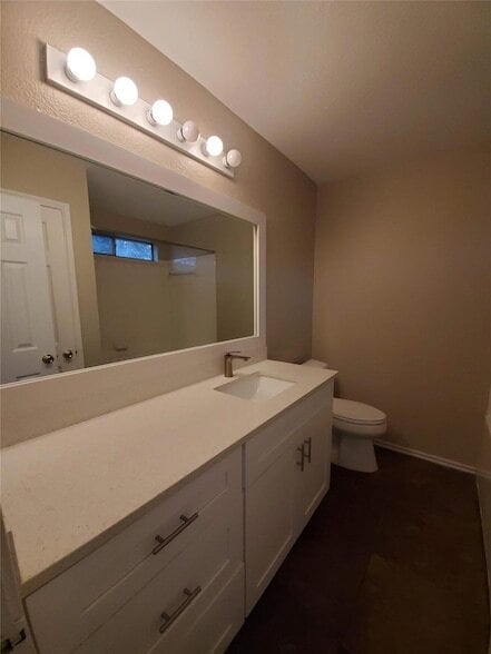 Building Photo - 2116 E Gann Hill Dr