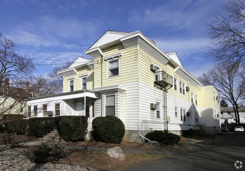 Primary Photo - 29 S Adelaide Ave