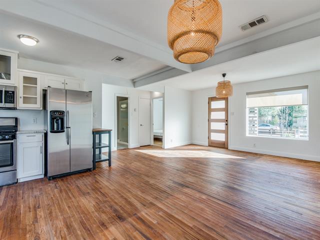 Building Photo - 3739 Almazan Dr