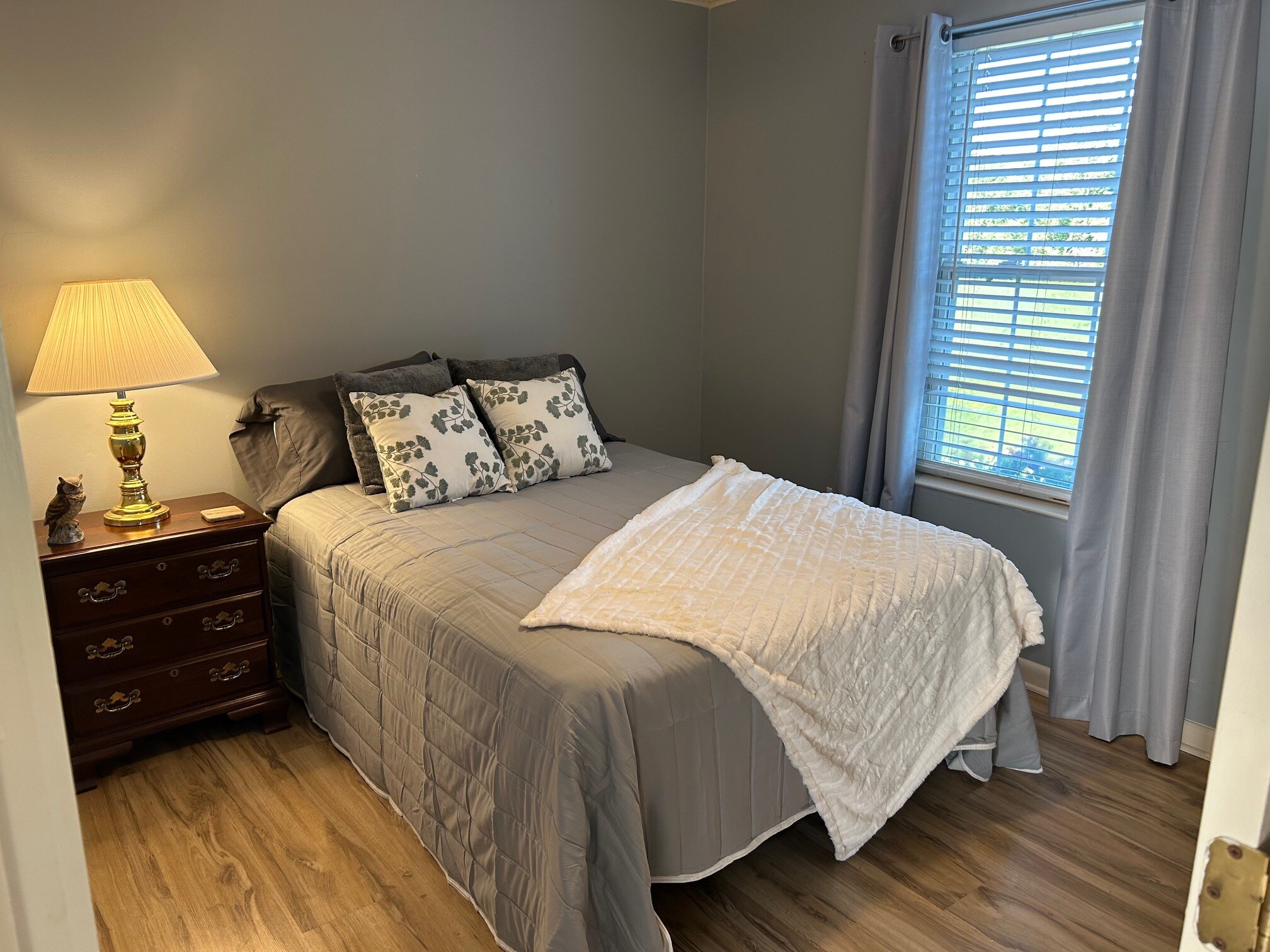 Building Photo - 807 Elk Mills Rd