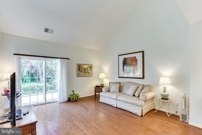 Building Photo - 44386 Adare Manor Square