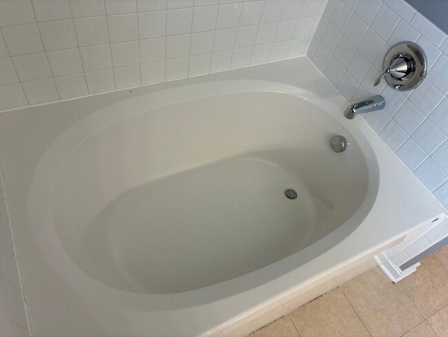 Building Photo - **ELIZABETHTOWN INDEPENDENT SCHOOL DISTRICT**