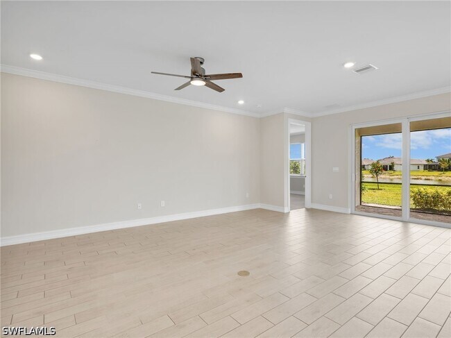 Building Photo - 28029 Sanibel Sands St