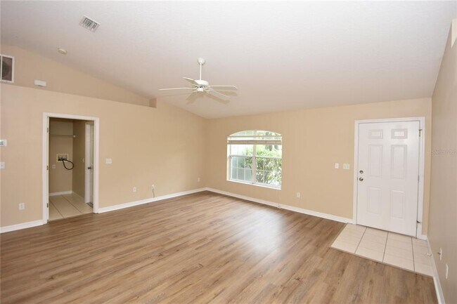 Building Photo - 32 Slumber Path