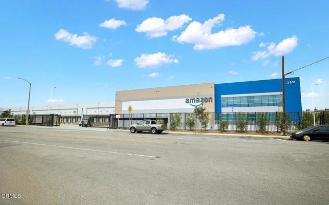 Building Photo - 1520 N Soto St