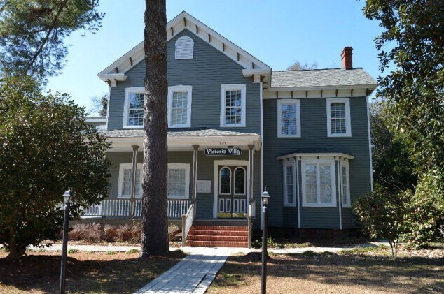 Building Photo - 105 Florence St NW