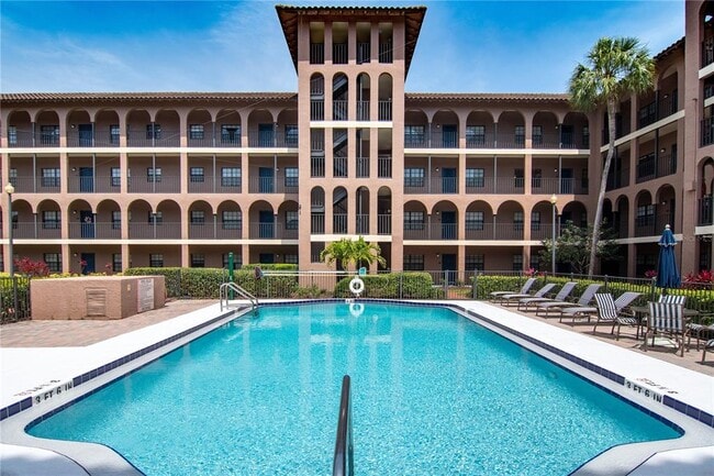 Building Photo - 6100 Gulfport Blvd S