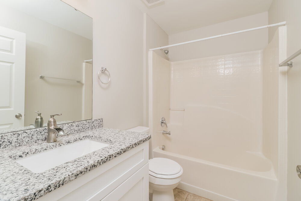 Building Photo - 926 Vanderbilt Dr