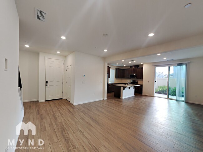 Building Photo - 2172 Brave Hawk Loop