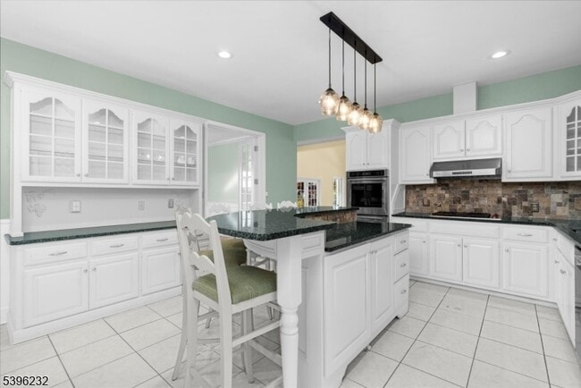 Building Photo - 21 Country Pl