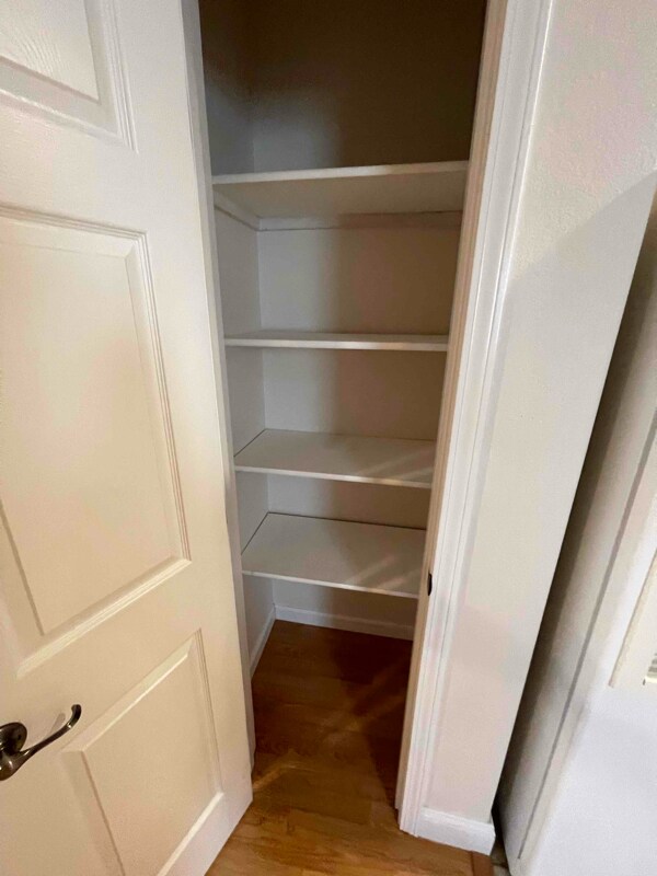 Building Photo - 138 Vernon St