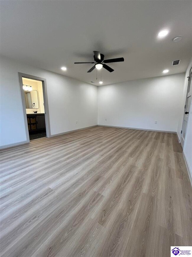 Building Photo - 1003 W Vine St