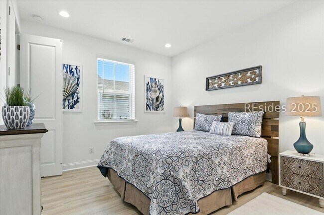 Building Photo - 35 Flip Side Ln