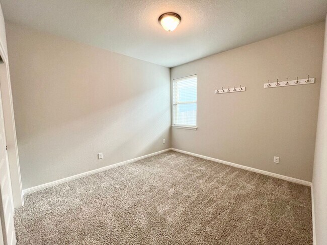 Building Photo - 256 Wild Wind Trail