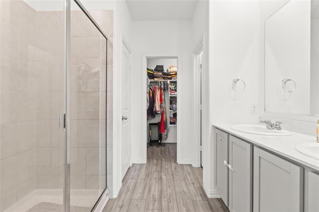 Building Photo - 3505 Riverside Dr