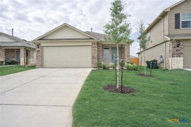 Building Photo - 121 Roanwood Dr