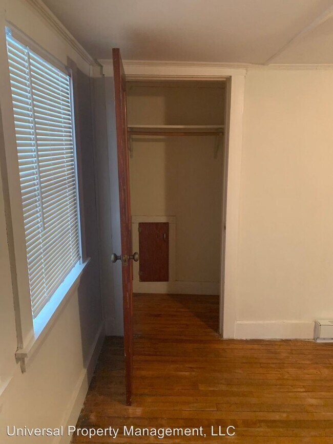 Building Photo - 24 Allen St