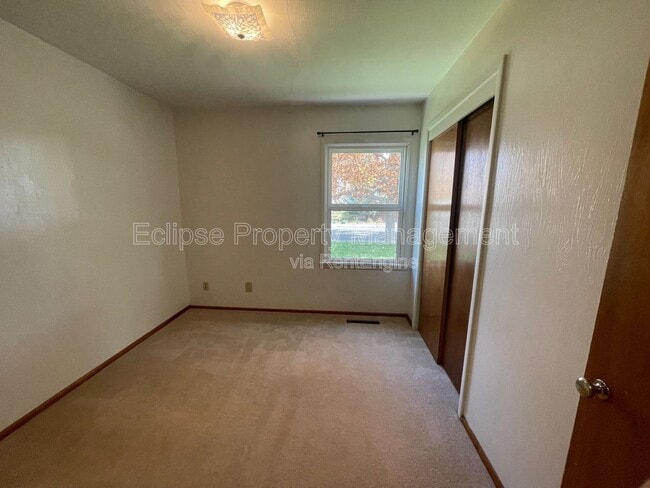 Building Photo - 447 19th St