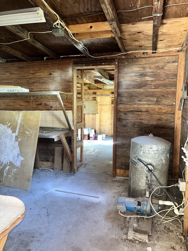 Building Photo - 1223 Ida St
