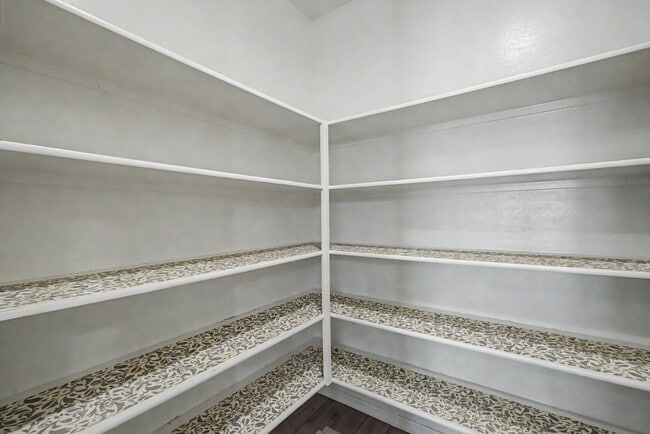 Building Photo - 17534 W Hadley St