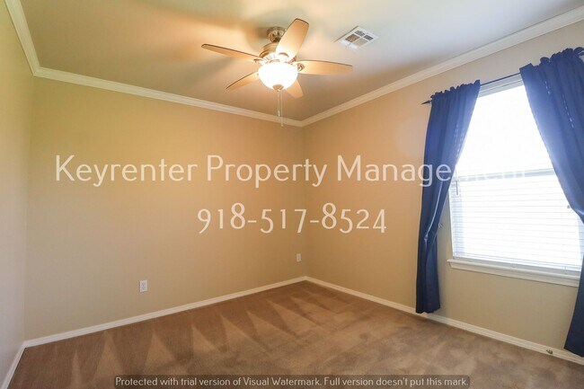 Building Photo - 3 Bed | 2 Bath in Collinsville!