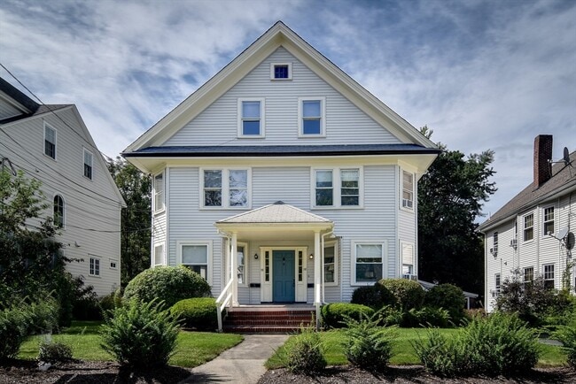 Primary Photo - 76 Walnut St