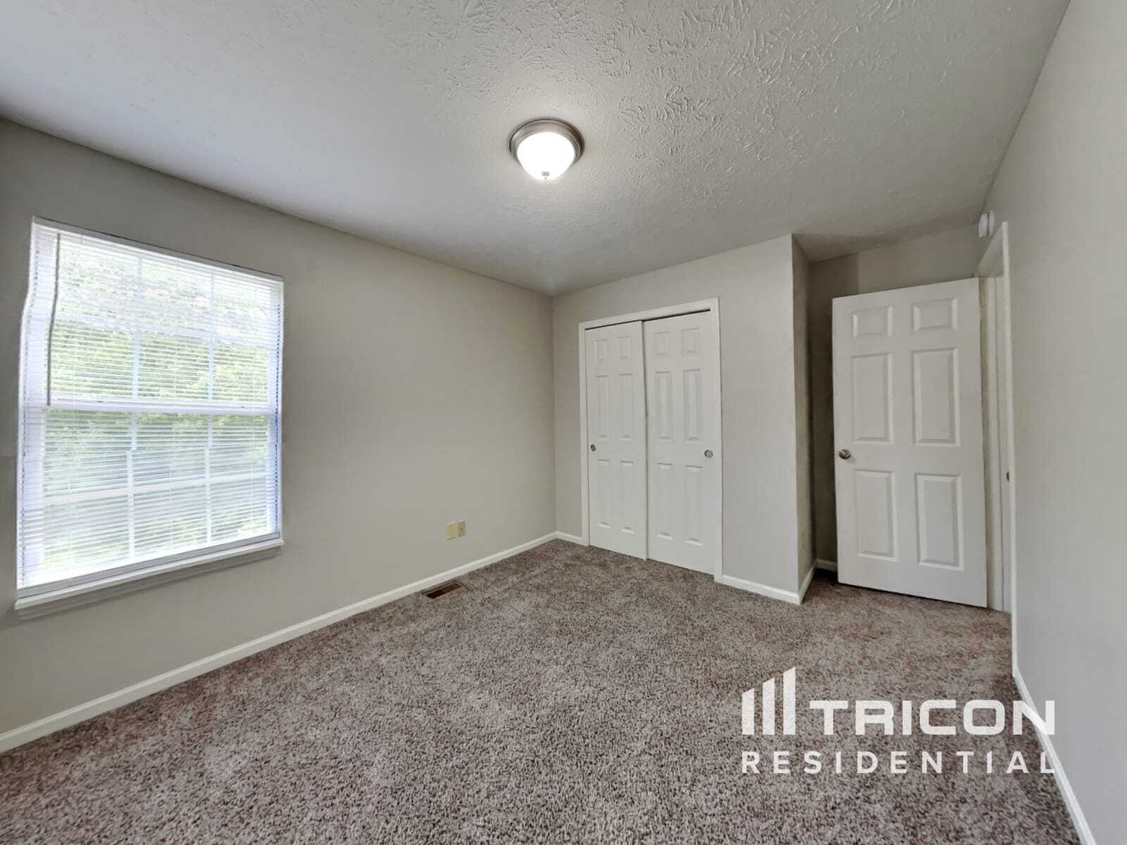 Building Photo - 6422 Coconut Ct