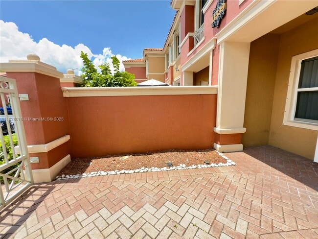 Building Photo - 11539 NW 60th Terrace