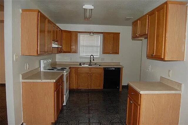 Building Photo - 3 Bedroom, 2 Bath Home in Cleburne, TX!