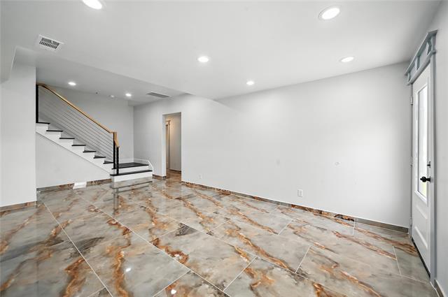 Building Photo - 936 Elwood Rd