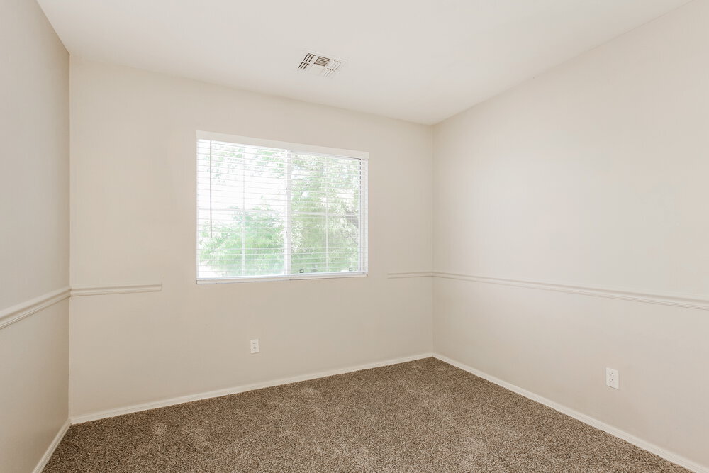 Building Photo - 15369 W Evans Dr