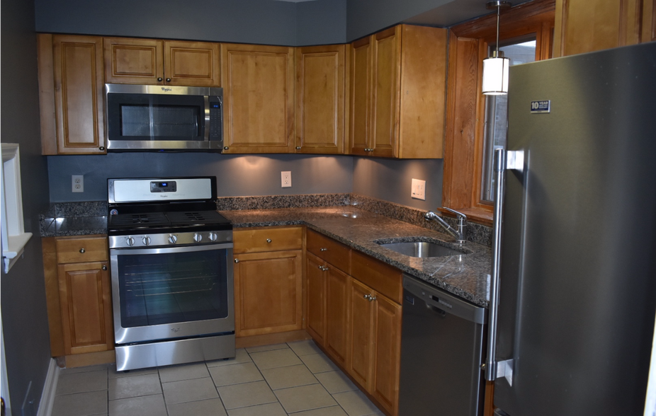 Kitchen - 6819 Laurel Street Northwest