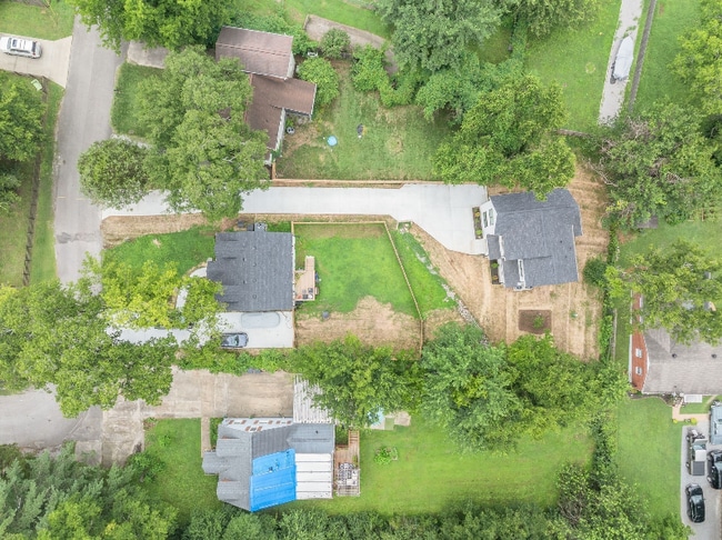 Building Photo - 2918 Murray Cir