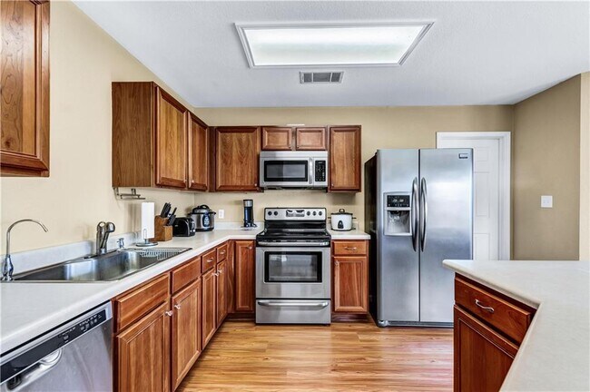 Building Photo - 1216 Faber Dr