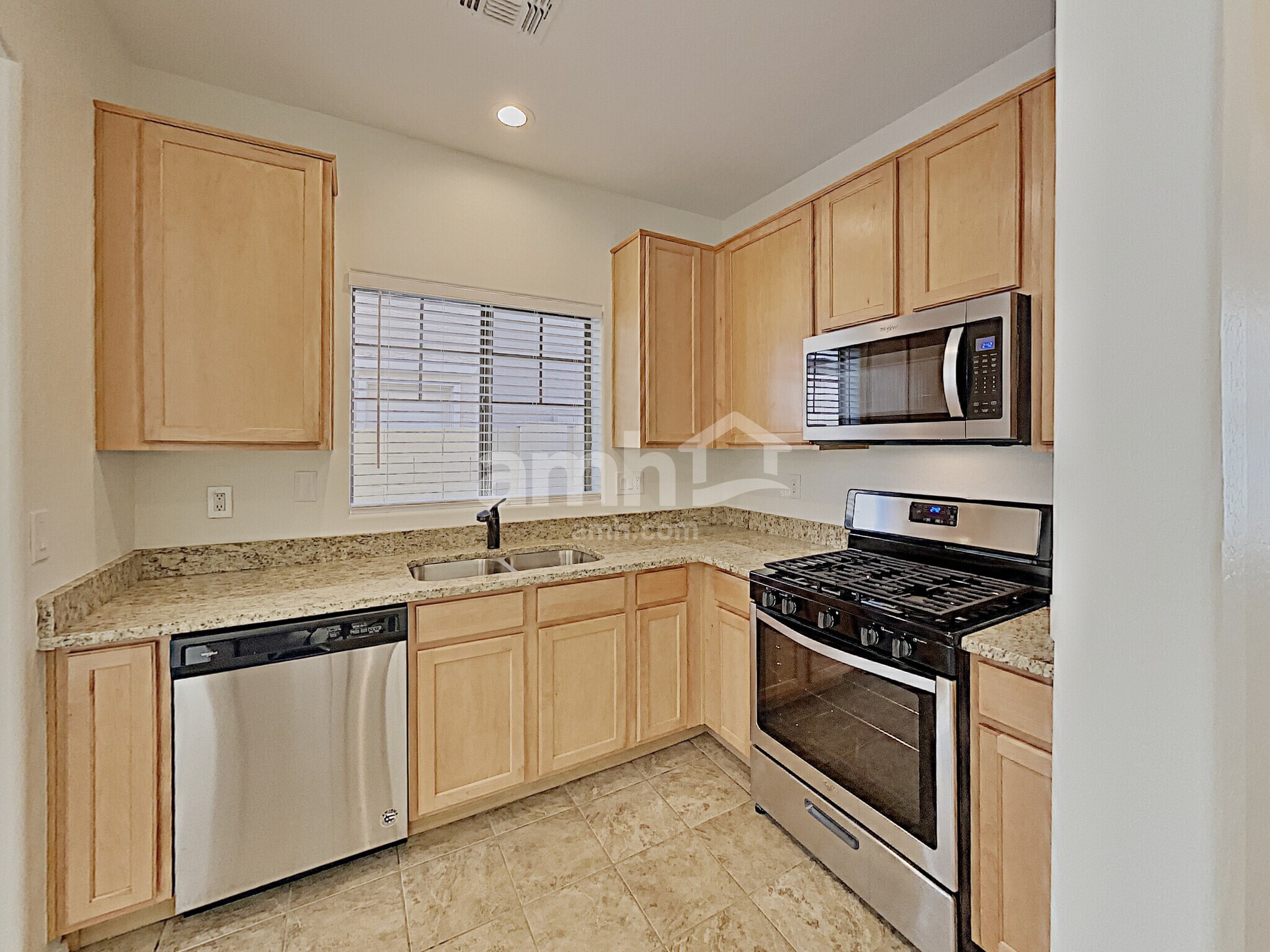 Building Photo - 14223 W Country Gables Dr