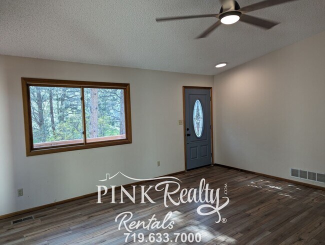 Building Photo - 19935 Hamal Dr