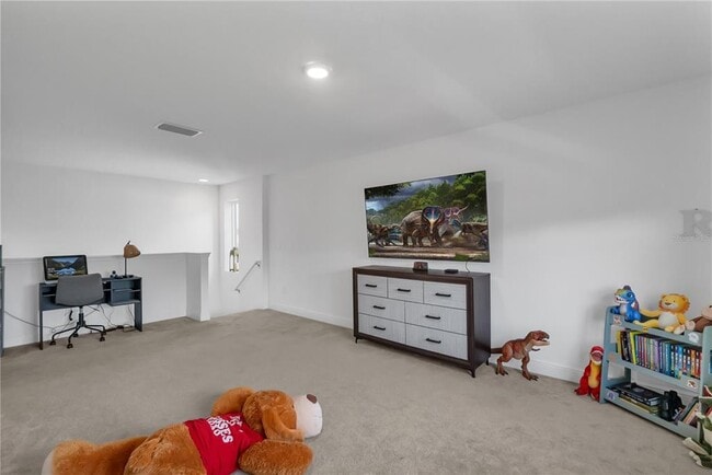 Building Photo - 171 Maravilla Way