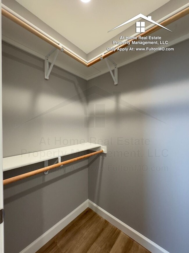 Building Photo - 2610 N Bluff St