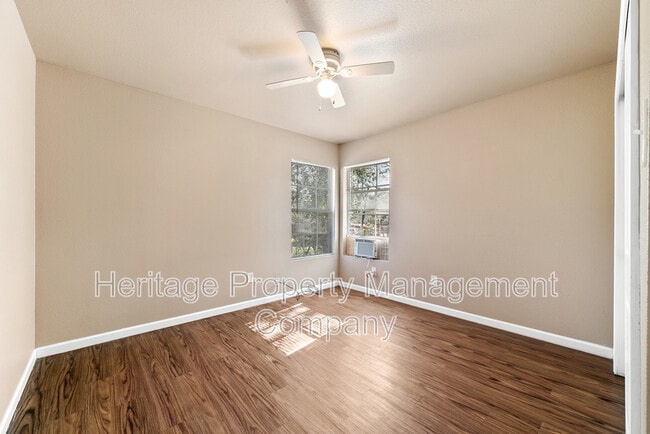 Building Photo - 1222 W Thorain Blvd