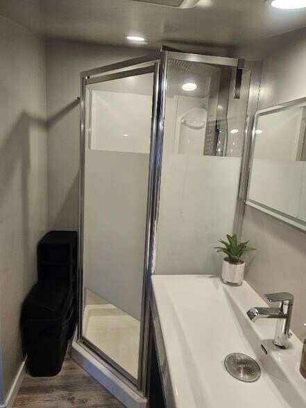 Building Photo - 11314 Malat Way