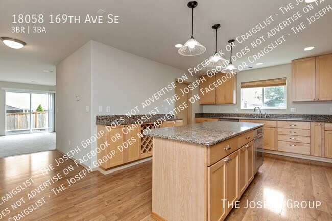 Building Photo - 18058 169th Ave SE