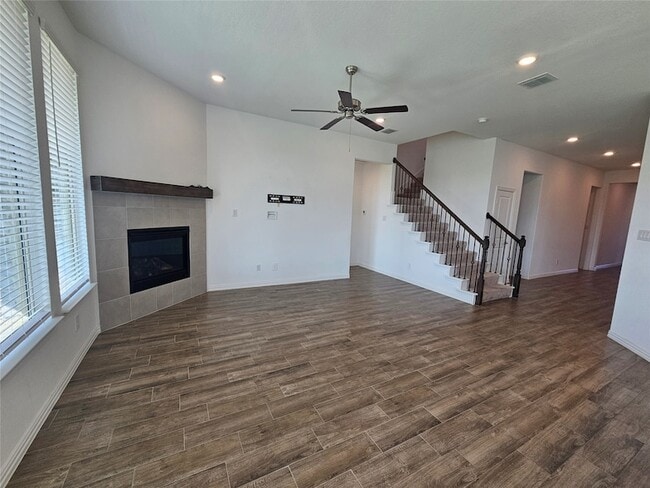 Building Photo - 14620 Little Water Dr