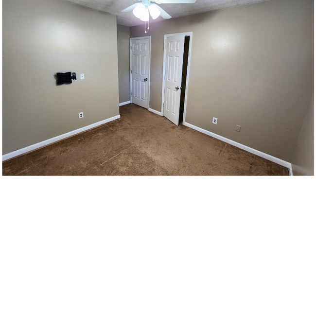 Building Photo - Room in House on Georgia Ave