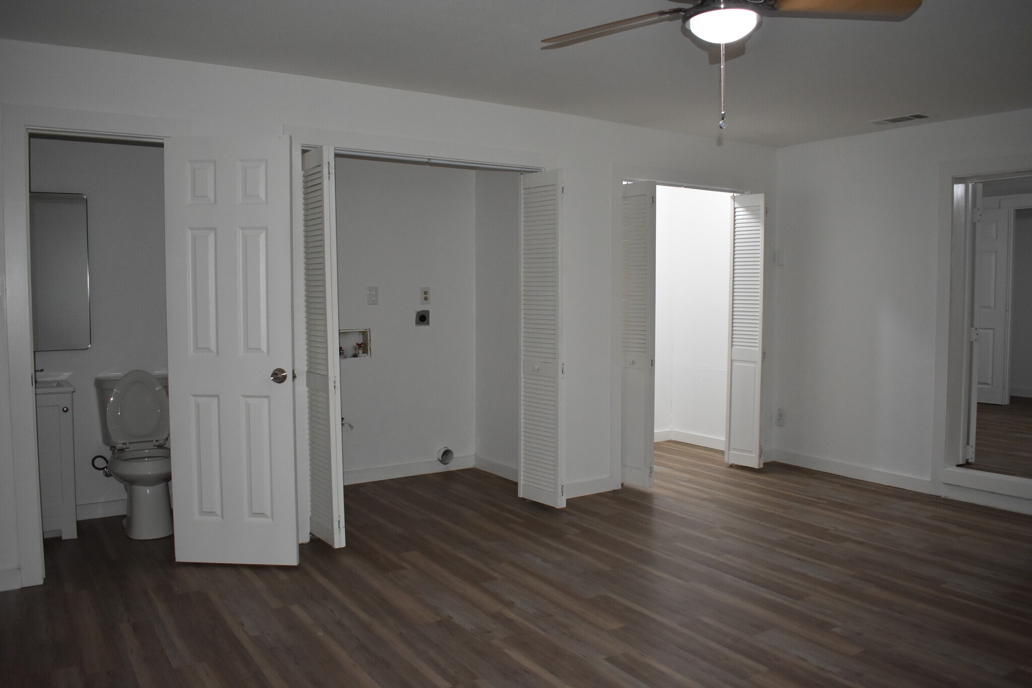 Building Photo - 108 E Kirby