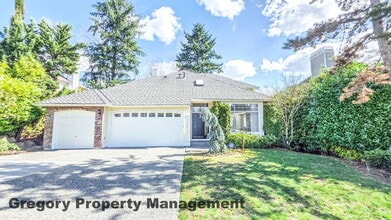 Building Photo - Light and Bright Home in the Desirable Upland View Neighborhood