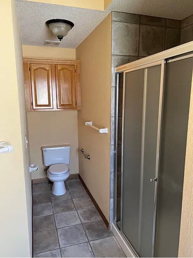 Building Photo - 1909-1911 Powhatan Court