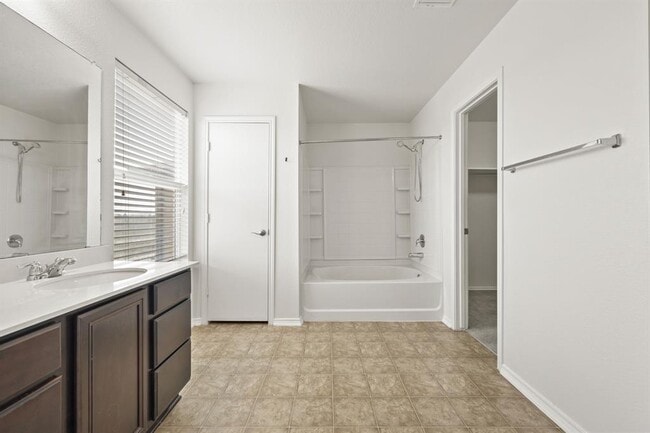 Building Photo - 11509 Kirkland Hill Path