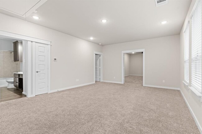 Building Photo - 5323 Wyatt James Ln